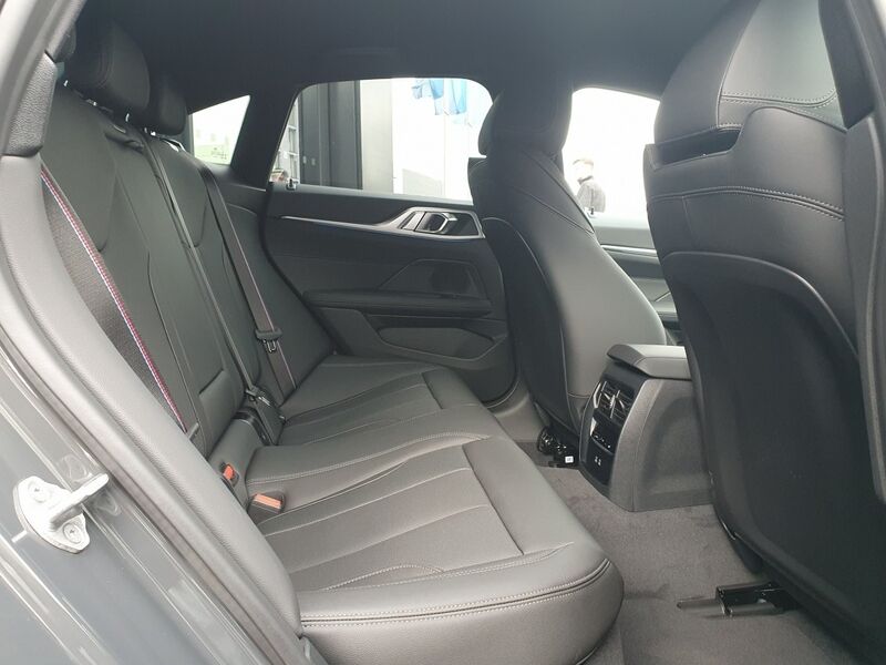 More views of BMW i4