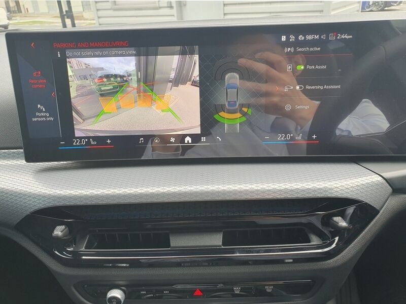 More views of BMW i4