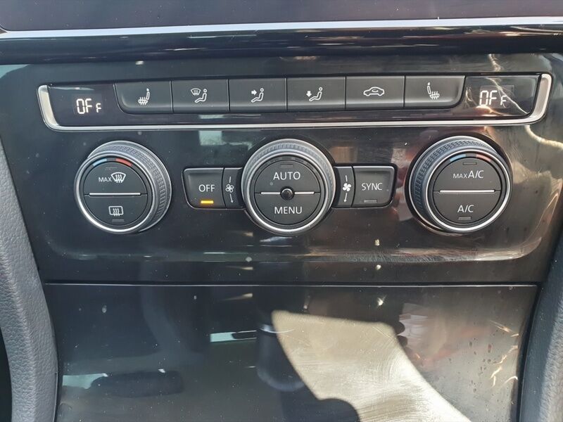 More views of Volkswagen Golf