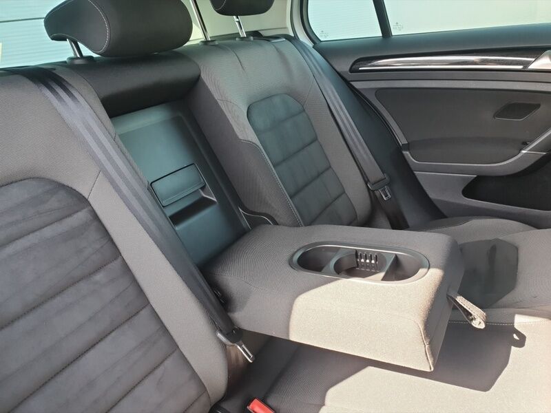 More views of Volkswagen Golf