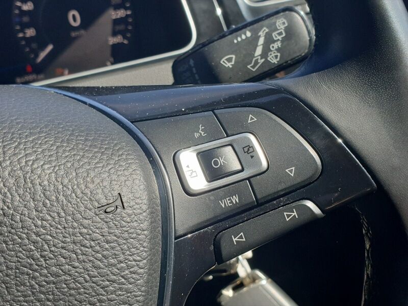 More views of Volkswagen Golf