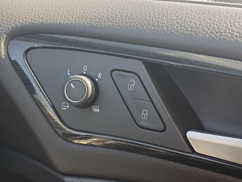More views of Volkswagen Golf