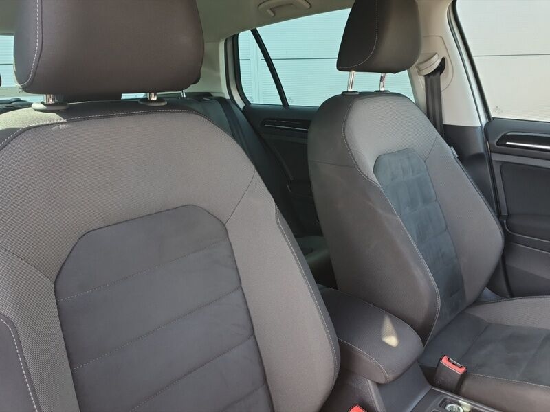 More views of Volkswagen Golf