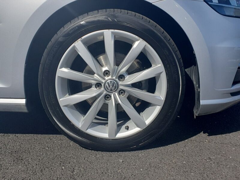 More views of Volkswagen Golf