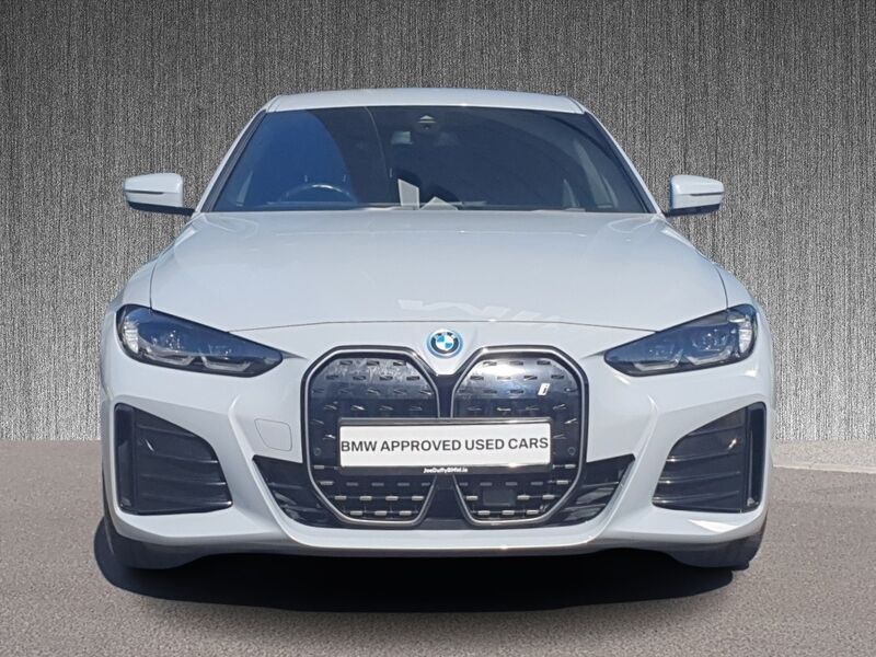 More views of BMW i4