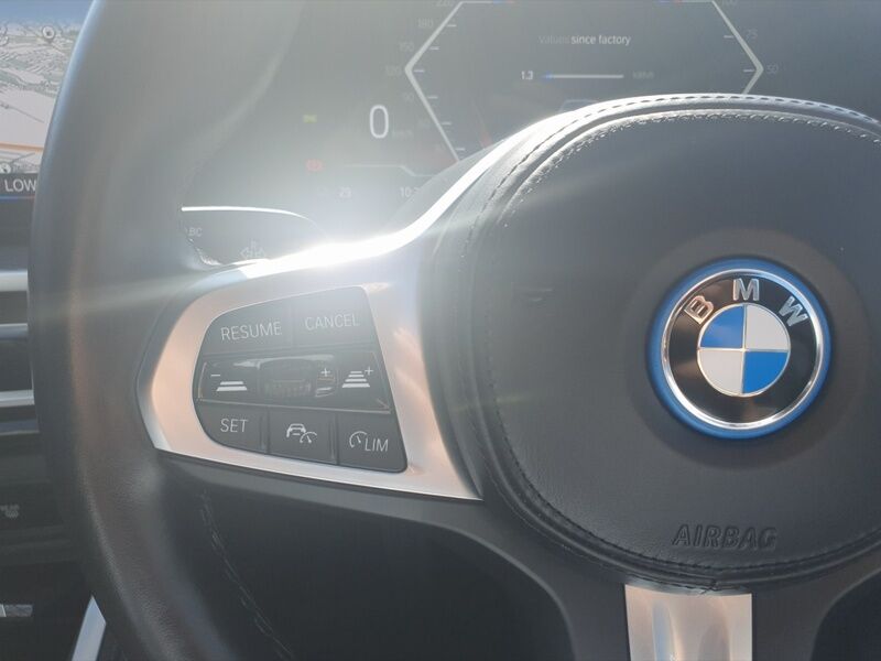 More views of BMW i4