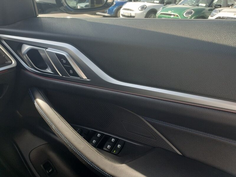 More views of BMW i4