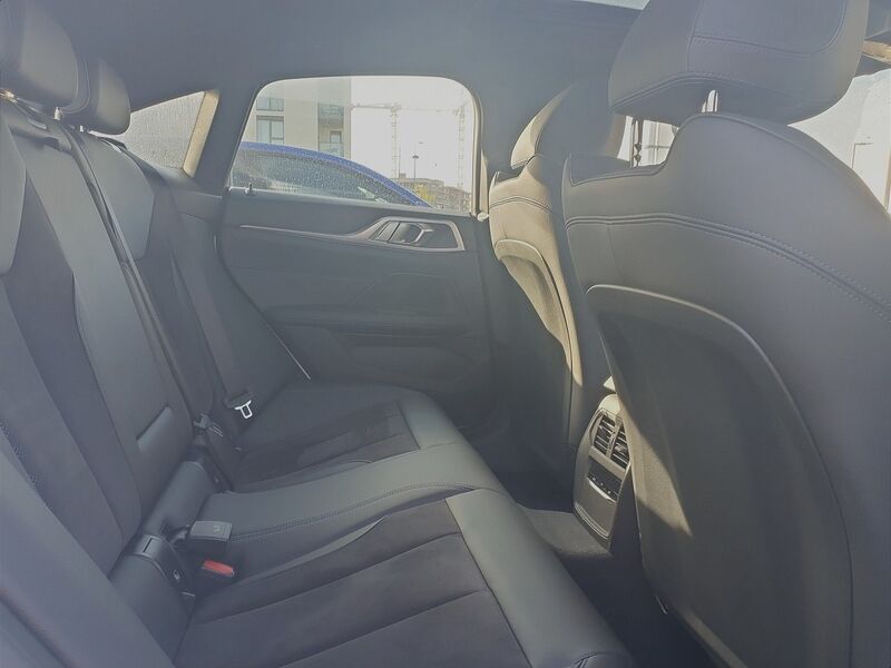 More views of BMW i4