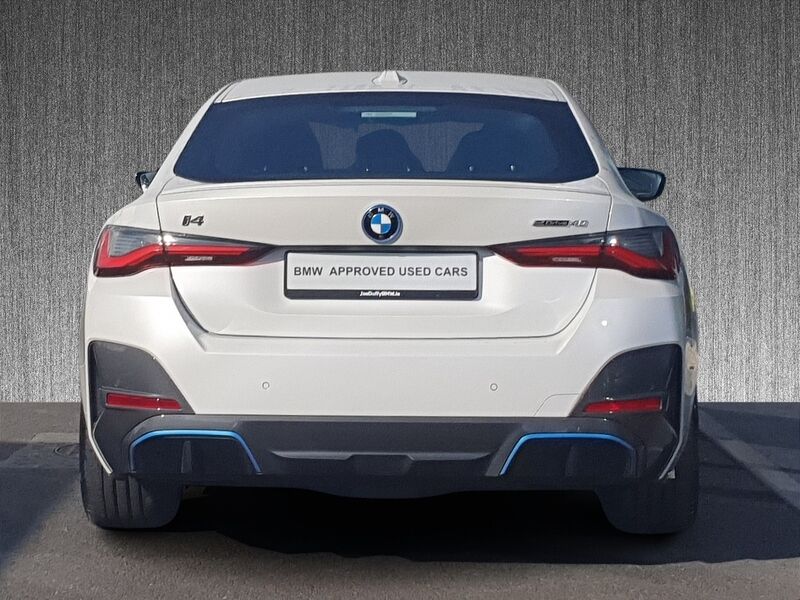 More views of BMW i4