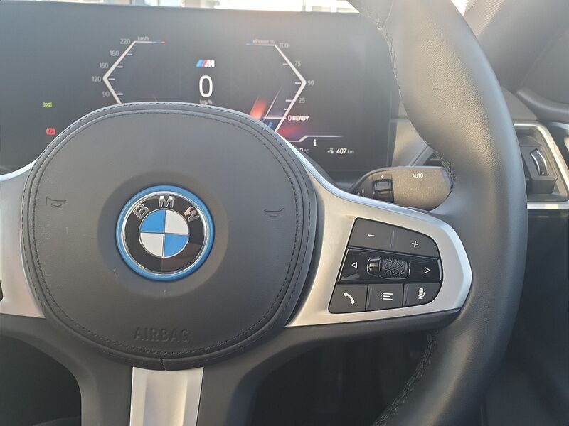 More views of BMW i4
