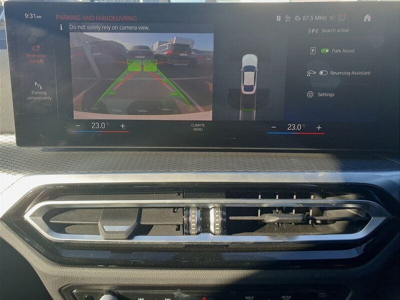 More views of BMW i4