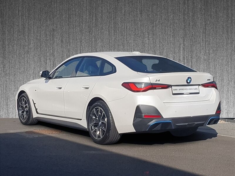 More views of BMW i4