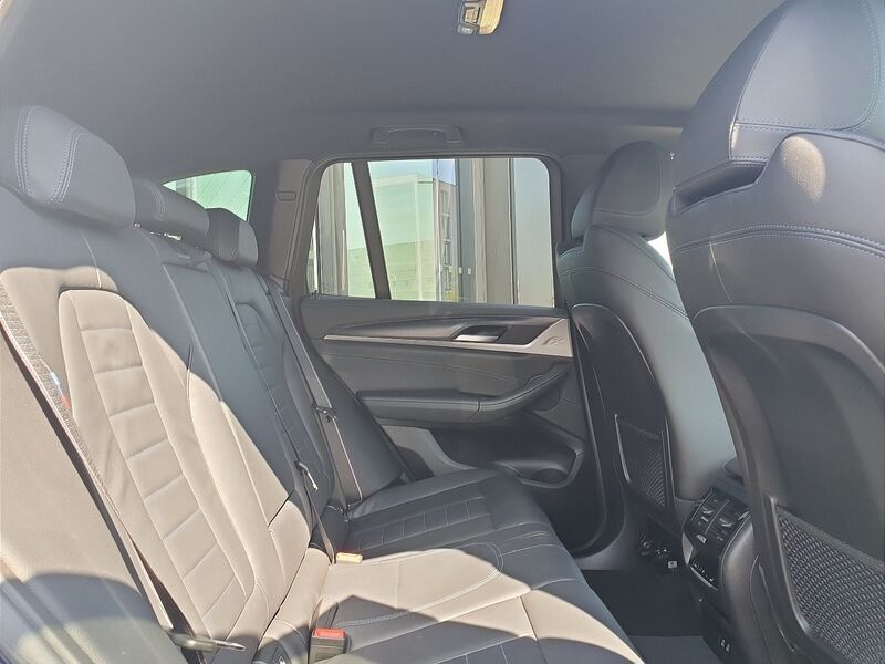 More views of BMW X3