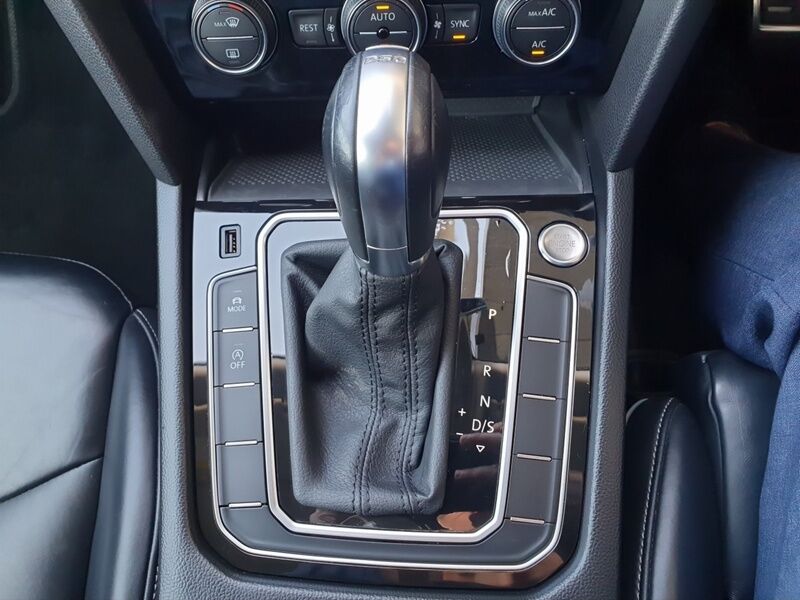 More views of Volkswagen Arteon
