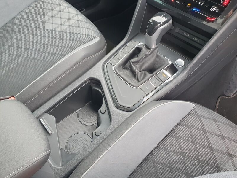 More views of Volkswagen Tiguan