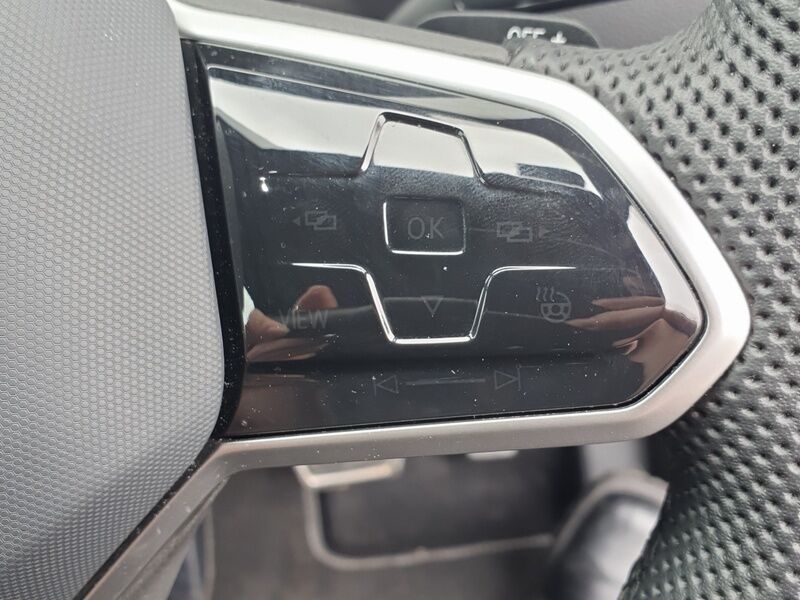 More views of Volkswagen Tiguan