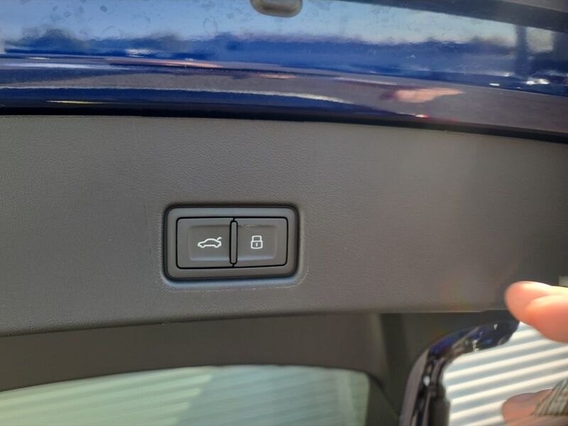 More views of Audi Q4 E-tron