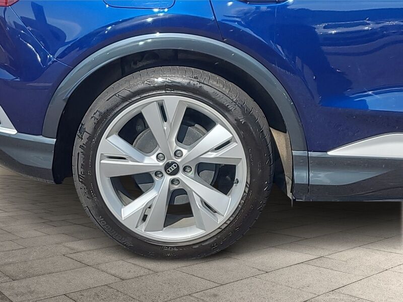 More views of Audi Q4 E-tron