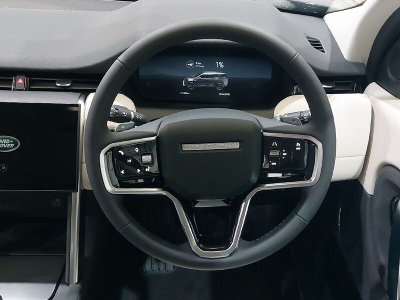 More views of Land Rover Discovery Sport