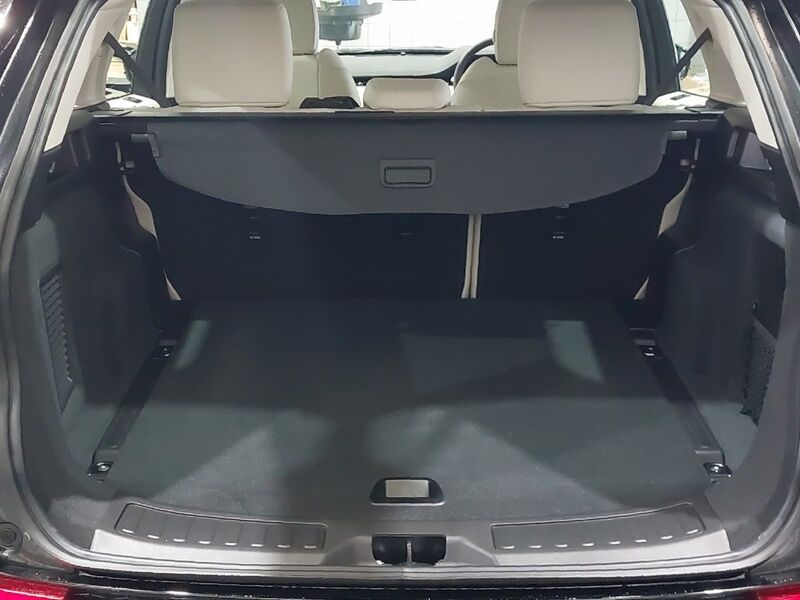 More views of Land Rover Discovery Sport