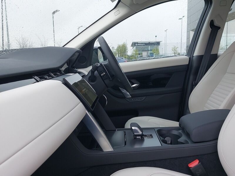 More views of Land Rover Discovery Sport