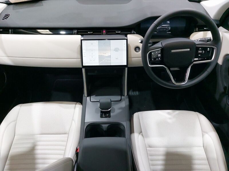 More views of Land Rover Discovery Sport