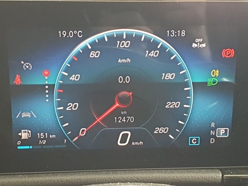 More views of Mercedes-Benz GLA