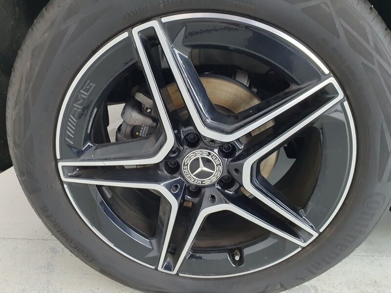 More views of Mercedes-Benz GLA