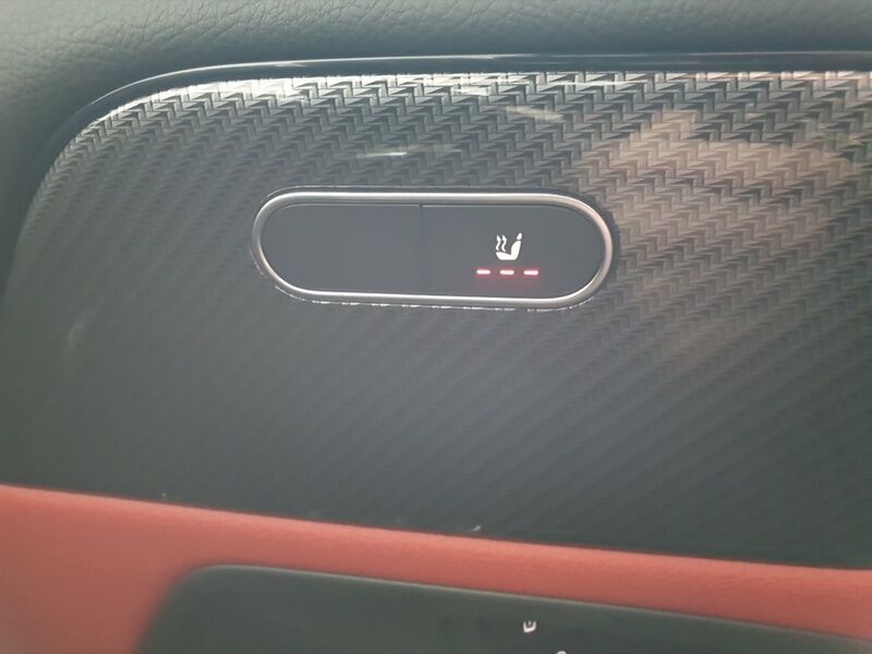 More views of Mercedes-Benz GLA