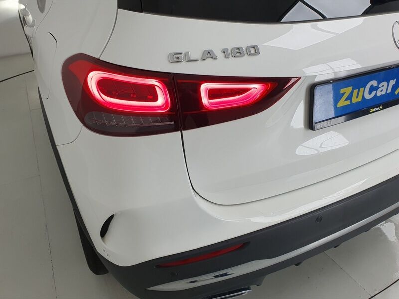 More views of Mercedes-Benz GLA