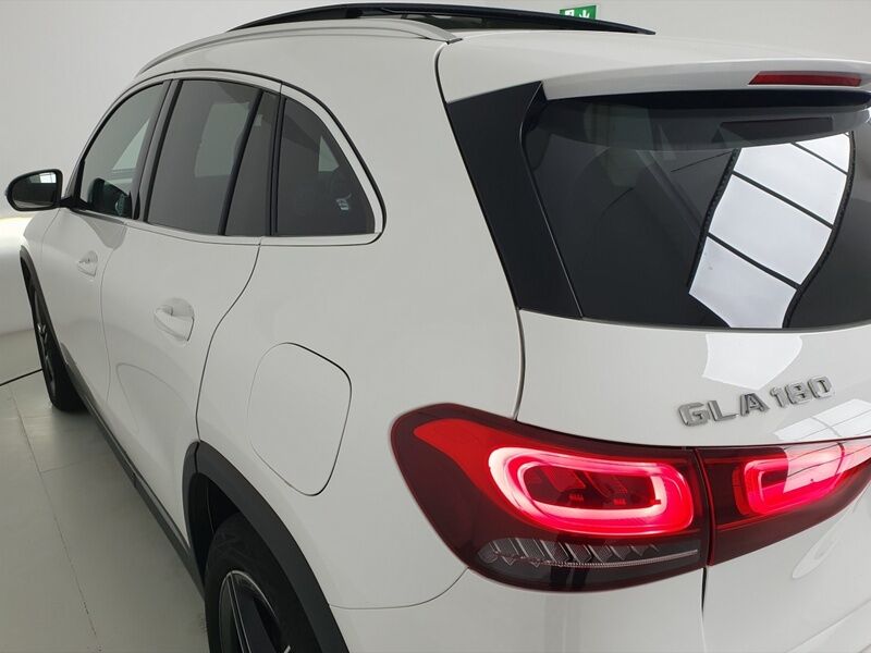 More views of Mercedes-Benz GLA