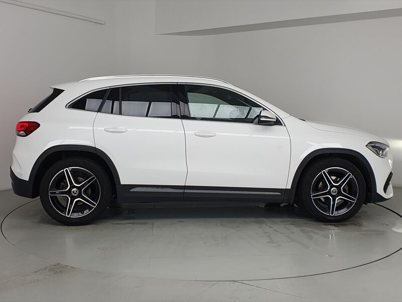 More views of Mercedes-Benz GLA