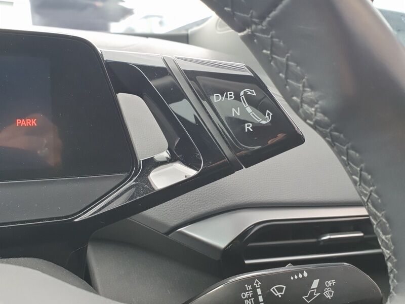 More views of Volkswagen ID.5