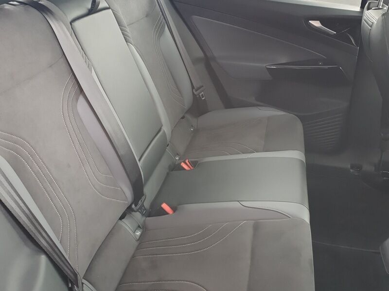 More views of Volkswagen ID.5