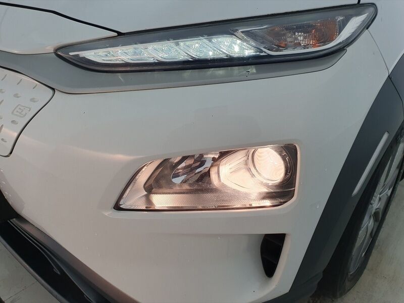 More views of Hyundai Kona