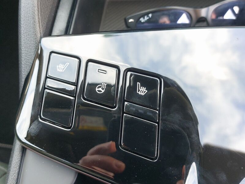More views of Kia Sportage