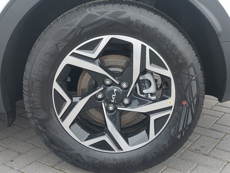 More views of Kia Sportage