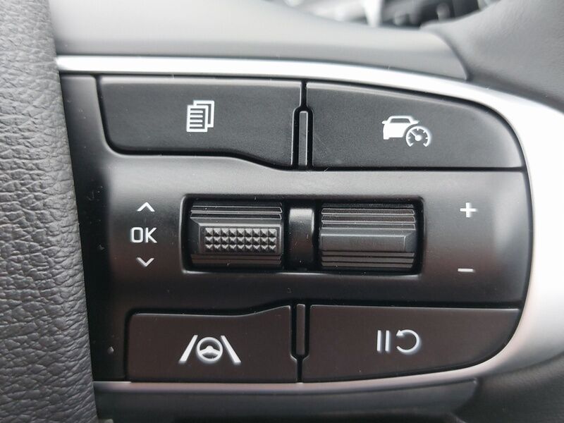 More views of Kia Sportage