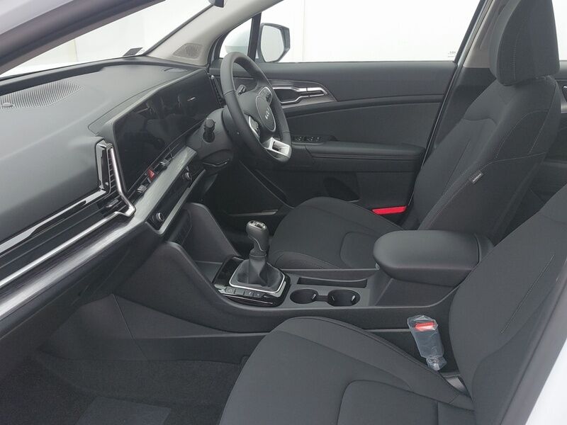 More views of Kia Sportage