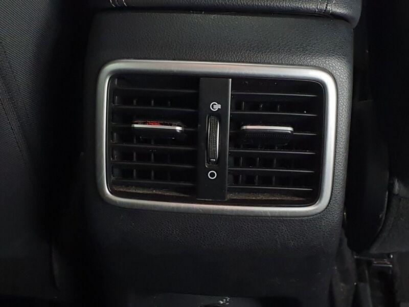 More views of Kia Sportage