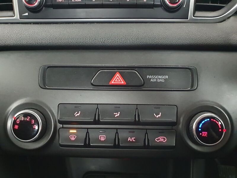More views of Kia Sportage