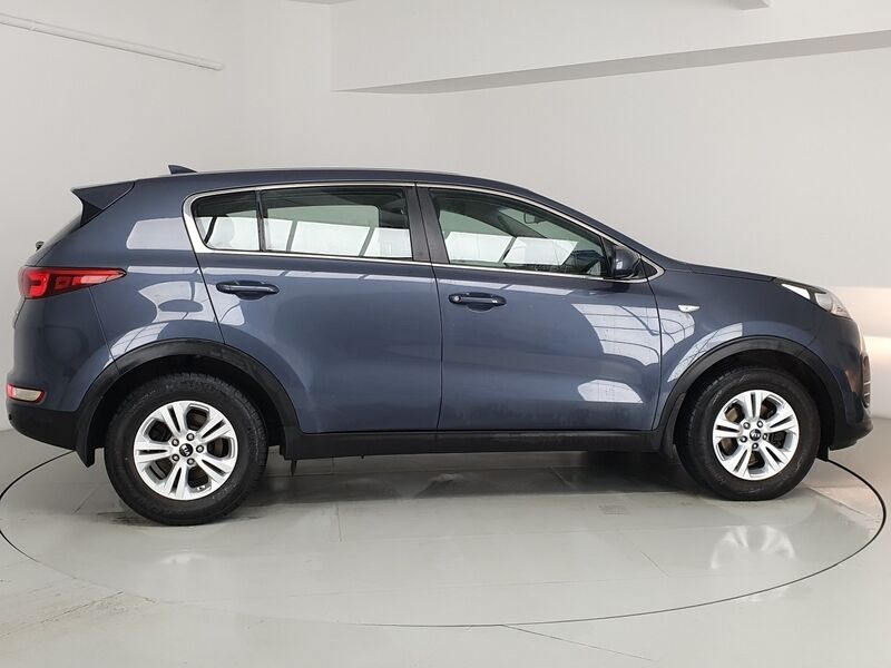 More views of Kia Sportage