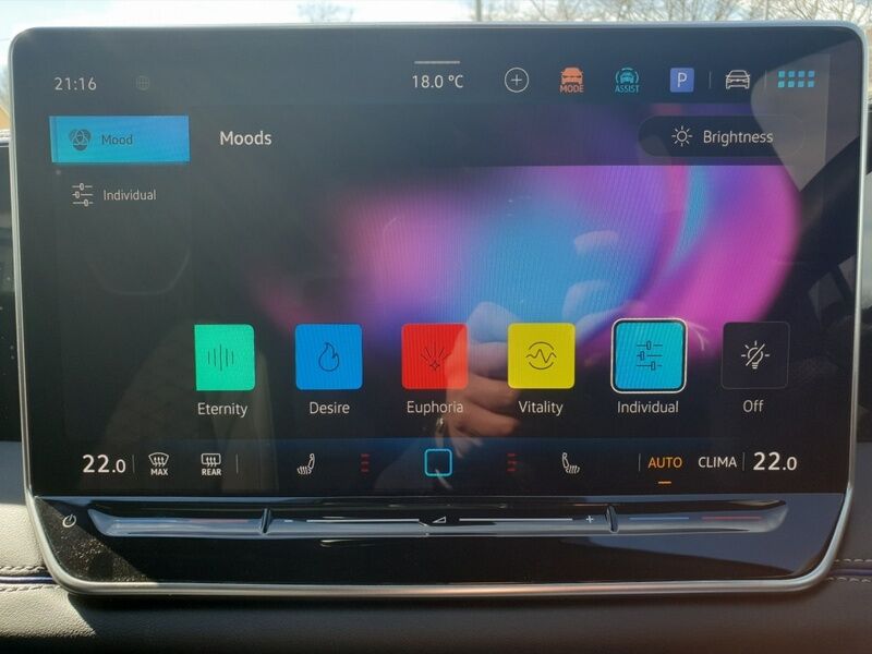 More views of Volkswagen Tiguan