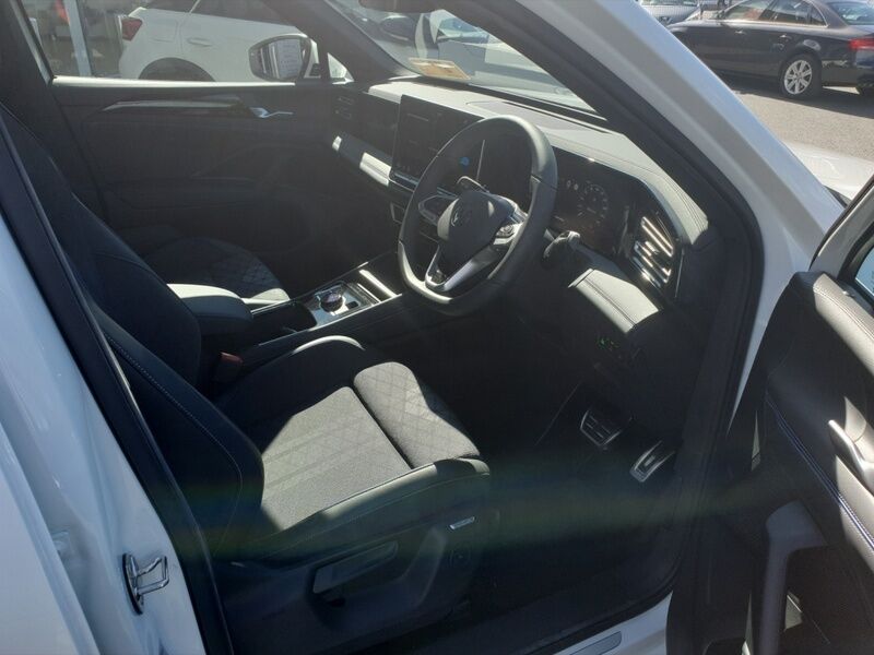 More views of Volkswagen Tiguan