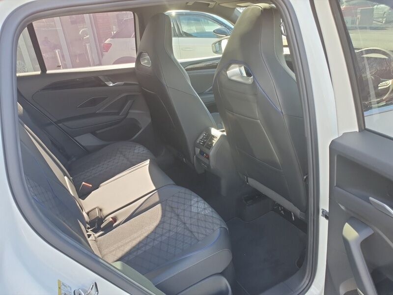 More views of Volkswagen Tiguan