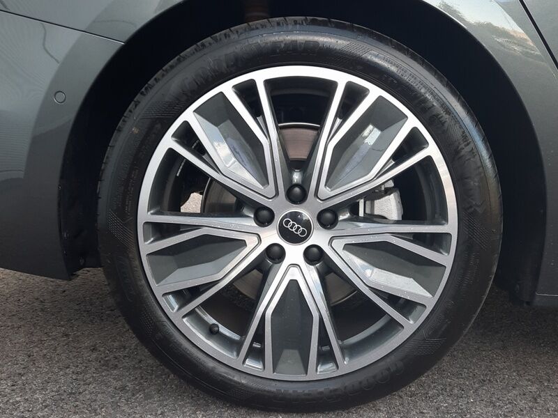 More views of Audi A5