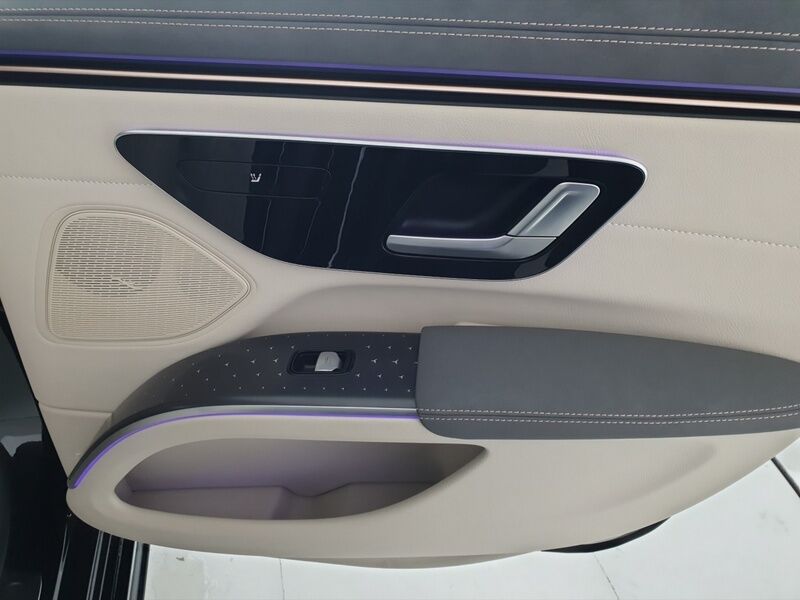 More views of Mercedes-Benz EQS