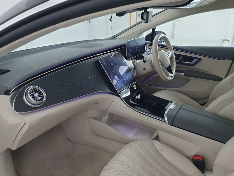 More views of Mercedes-Benz EQS