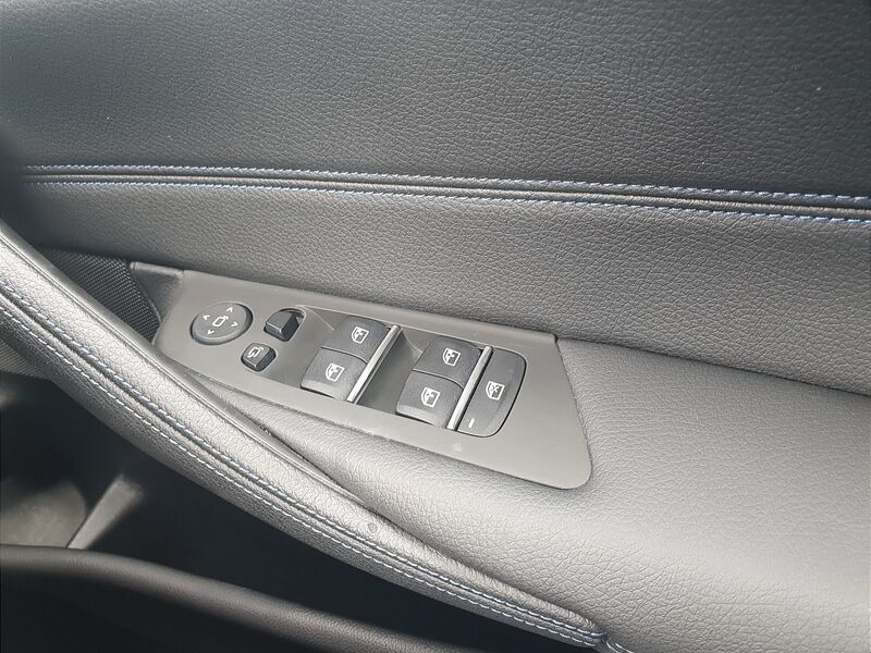 More views of BMW 5 Series