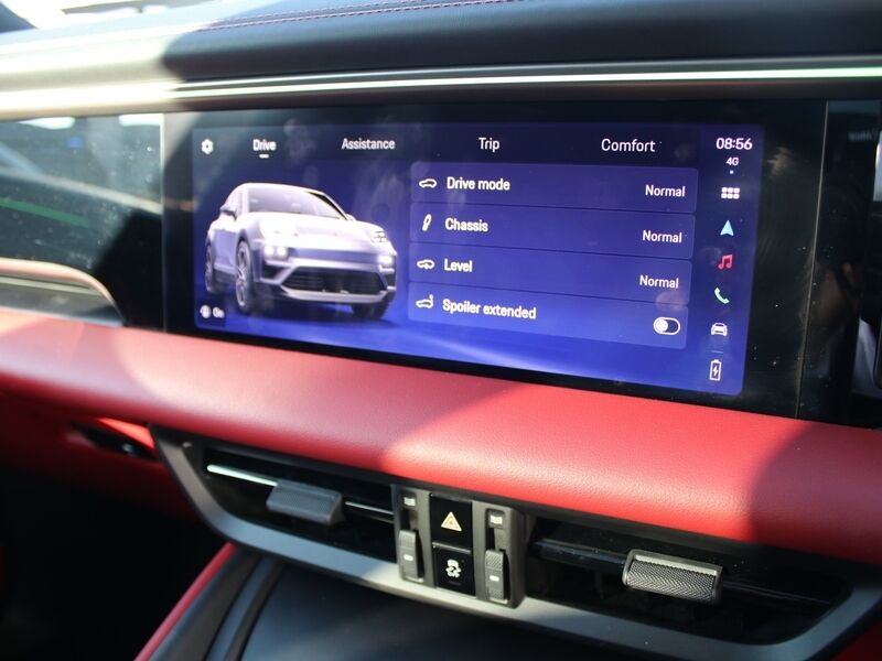 More views of Porsche Macan